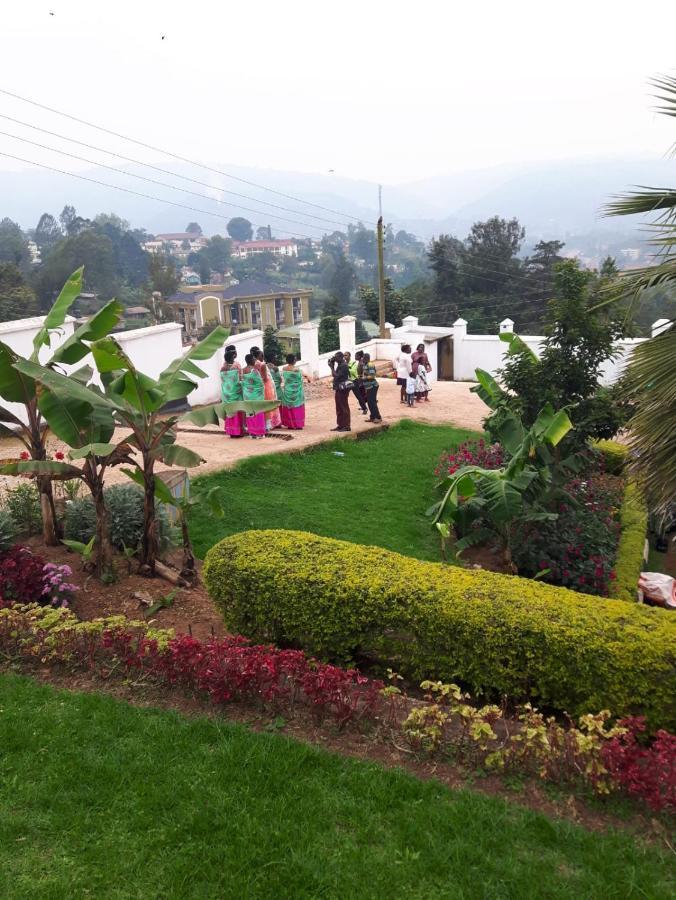 Kigezi Gardens Inn Kabale Exterior foto